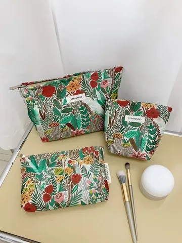 Embroidered Floral Cosmetic Bag Large Capacity Polyester Toiletry Pouch Portable Makeup Storage Bag Travel Organizer