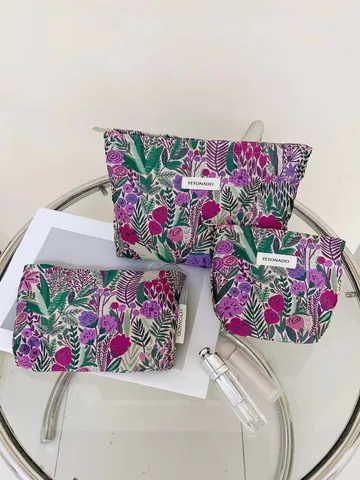 Embroidered Floral Cosmetic Bag Large Capacity Polyester Toiletry Pouch Portable Makeup Storage Bag Travel Organizer