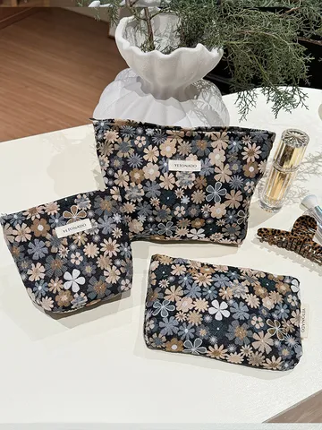 Fresh Floral Jacquard Cosmetic Bag Travel Toiletry Organizer Portable Makeup Pouch With Zipper For Women Daily Use