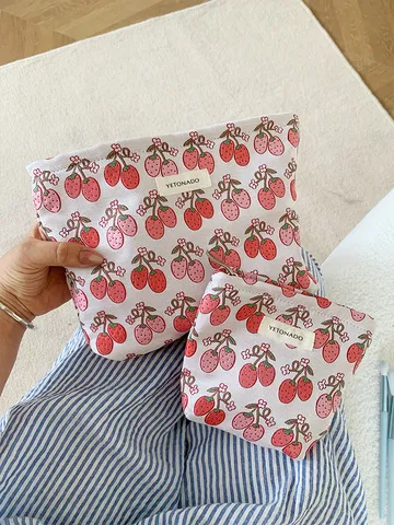 Cute Strawberry Print Cosmetic Bag Large Capacity Portable Makeup Pouch Travel Storage Organizer Clutch Purse for Women
