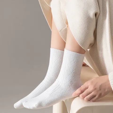 Chaussettes Cuissardes en Cachemire pour Femmes Bas Longs en Laine Thermique Motif Losange Chaussettes Hautes d'Hiver Chaudes