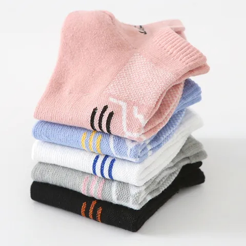 Chaussettes Invisibles en Coton Mesh Respirant pour Femmes Été Décontracté Couleur Unie Courtes Avec Languette