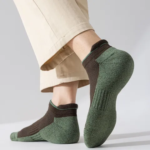 Chaussettes Invisibles en Coton pour Hommes Style Japonais Jacquard Bicolore Éponge Épaisse Chaussettes de Sport Décontractées