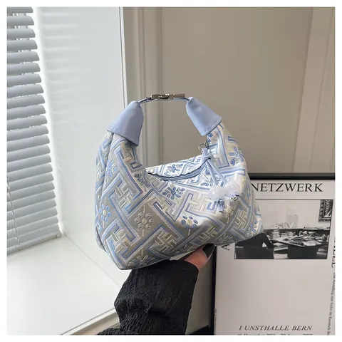 Nuevo Estilo Chino Bolso de Hombro Bordado de Brocado Mujer Vintage Jacquard Hobo Bolso de Mano Colgante de Perla Bolso Cruzado