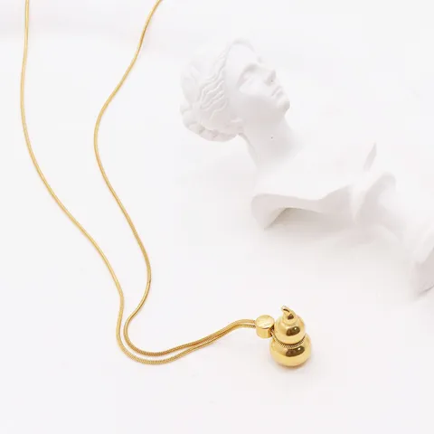 Collar Con Colgante De Calabaza De Acero Inoxidable Minimalista Cadena De Serpiente Chapada En Oro Collar De Joyería De Moda Para Mujeres Hombres
