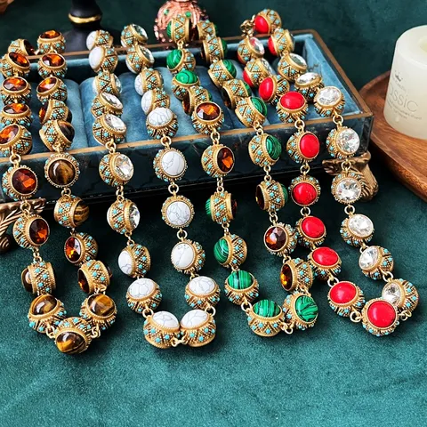 Vintage Paleis Stijl Zware Halsketting Voor Vrouwen Retro Malachiet Rode Agaat Lange Trui Ketting Franse Middeleeuwse Sieraden