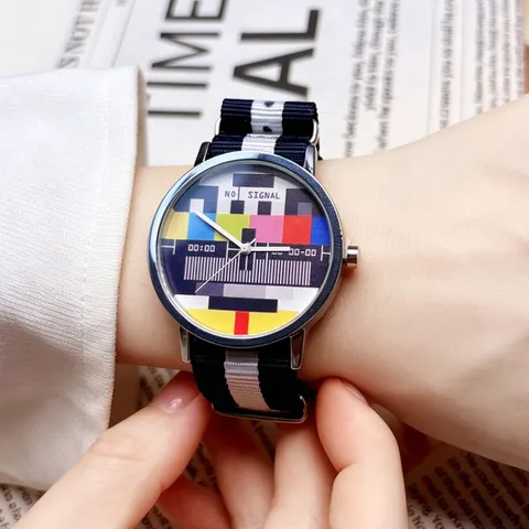 Trendy Dopamine TV Test Pattern Quartz Watch For Men Fashion Woven Canvas Strap Alloy Case Retro SMPTE Color Bar Dial Wristwatch For Students