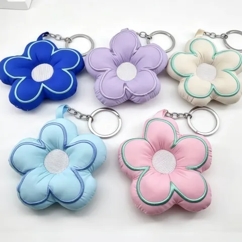 Niedlicher Stoff Blumen Schlüsselanhänger Fünfblättrige Blume Tasche Anhänger Cartoon Bestickte Gestopfte Blume Schlüsselring Zubehör Für Frauen