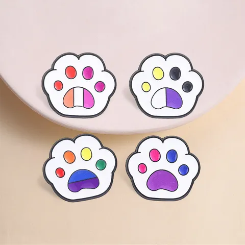 Pin de Pata de Gato Arco Iris Esmalte LGBT Pride Bandera Forma Insignia Colorida Huella de Pata Accesorio de Metal Para Mochila Ropa Joyería Unisex