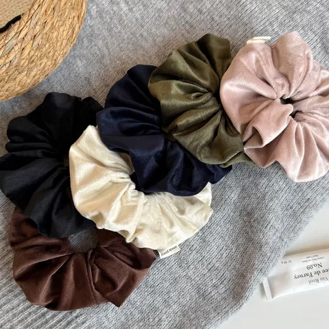 Grote Fluwelen Scrunchie Effen Kleur Elastisch Haarelastiekje Voor Dames Koreaanse Stijl Geplooid Oversized Haarband Handgemaakt Haaraccessoire