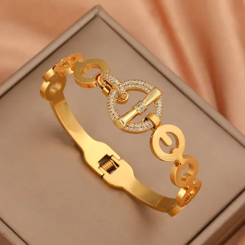 Fashion Stainless Steel Crossbar OT Pig Nose Bracelet Sparkling Full Rhinestone Bangle Geometric Chic Jewelry Gift