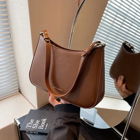 Ρετρό Δερμάτινη Τσάντα Ώμου PU Μόδα Monochrhomi Baguette Bag Casual Daily Matching Shoulder Bag For Women