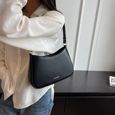 Ρετρό Δερμάτινη Τσάντα Ώμου PU Μόδα Monochrhomi Baguette Bag Casual Daily Matching Shoulder Bag For Women