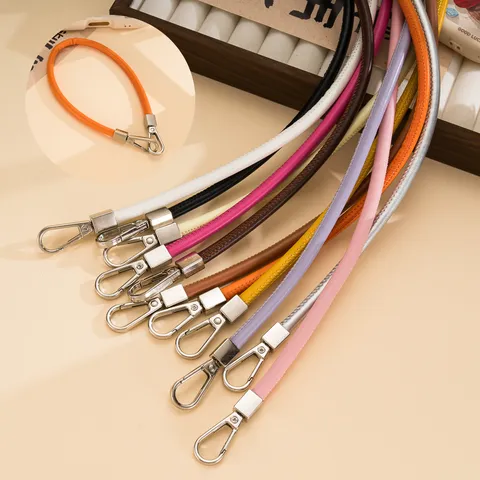Portachiavi per Telefono in Pelle Multicolore Versatile Minimalista Con Fibbia in Metallo Ciondolo per Borsa Donna