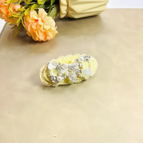 Luxueux Nœud en Dentelle Strass Perle Artificielle Pince à Cheveux Élégante Fleur Jaune Pince à Bec de Canard Élastique à Cheveux pour Femme