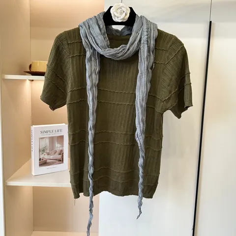 Women Retro Literary Pleated Floral Polyester Scarf Lightweight Long Shawl Headscarf Elegant Neck Scarf Daily Accessories