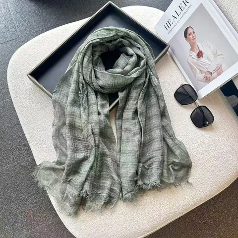 Literary Vintage Plaid Polyester Scarf With Tassel Fringe Long Shawl Lightweight Soft Daily Decorative Scarf For Women