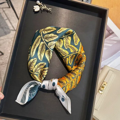 Pure Silk Small Square Scarf For Women Luxury Mulberry Silk Neck Scarf Elegant Floral Print Fashion Head Scarf