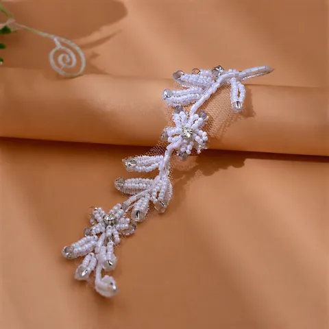 White Lace Rhinestone Sequin Leaf Floral Patch Hand-sewn Seed Beads Applique For Garment Dress Shoe Corsage DIY Craft