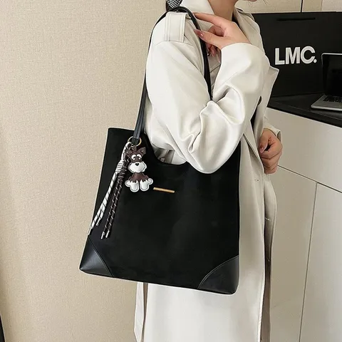 Women's Large Capacity Suede Tote Bag Casual Commuter Shoulder Bag And PU Leather Patchwork Handbag With Pendant