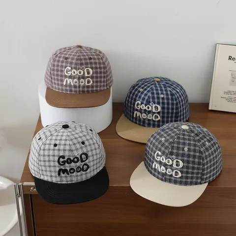Gorra de Béisbol para Niños Ala Plana Sombrero Hip Hop Algodón A Cuadros Letra Bordada Protección Solar Al Aire Libre Sombrero Para Niños Niñas