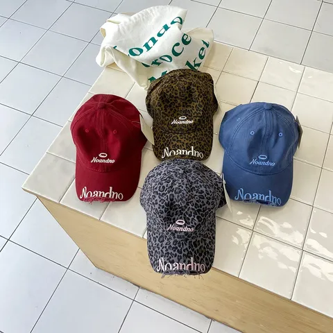 Unisex Baumwolle Baseballkappe Mode Buchstabe Bestickt Distressed Verstellbar Casual Sonnenschutz