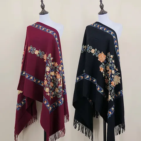 Ethnischer Stil Blau Weiß Porzellan Blumen Bestickt Kaschmirähnlich Schal Langer Umhang Warmer Winter Umhang für Frauen Geschenk