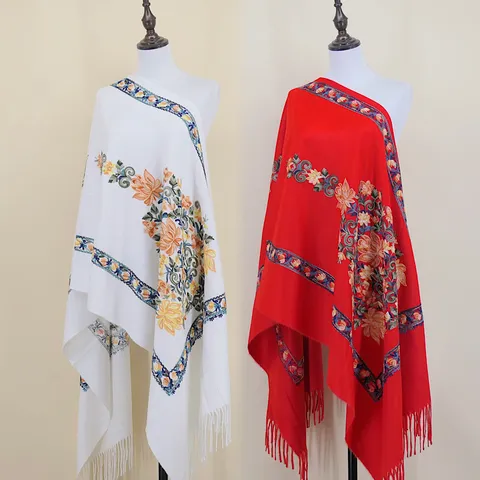 Ethnischer Stil Blau Weiß Porzellan Blumen Bestickt Kaschmirähnlich Schal Langer Umhang Warmer Winter Umhang für Frauen Geschenk