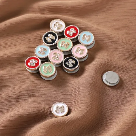 Legierung Magnetischer Hijab Schalclip Brosche Pin Mit Charmantem Herz Und Schleife Design Sicherer Magnetverschluss Für Damen Tägliche Bekleidungszubehör