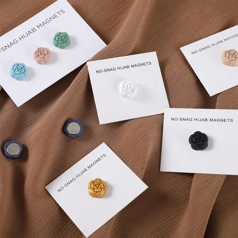 Camellia Bloem Magnetische Broche Sjaal Clip Anti-Exposure Pin Mode Legering Bloem Broche Sjaal Sieraden