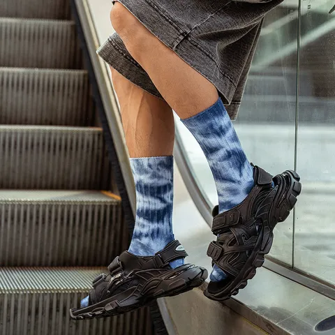 Hommes Femmes Unisexe Chaussettes Ras Du Cou Tie Dye Coloré Empilé Épais Coton Chaussettes Automne Hiver Rue Tendance Mode Chaussettes