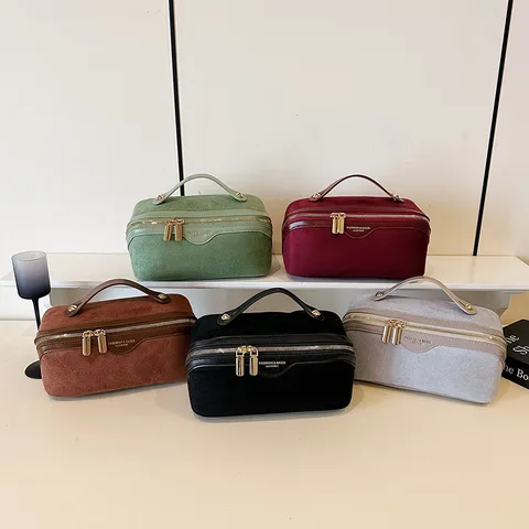 Grote Capaciteit Fluweel Make-up Tas Reizen Toiletartikelen Organizer Waterdichte Cosmetische Tas Rits Opbergtas Voor Vrouwen