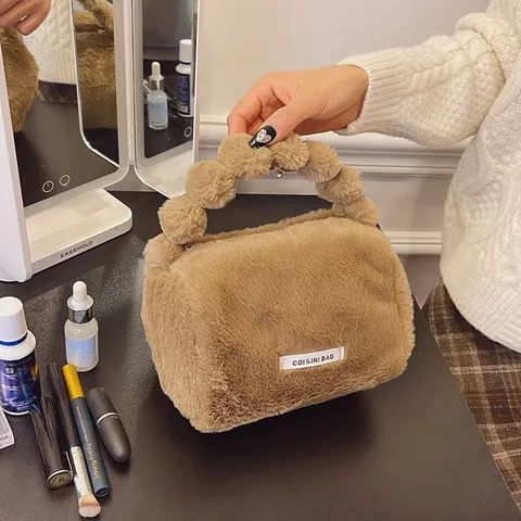 Herfst Winter Pluche Cosmetische Tas Grote Capaciteit Draagbare Make-up Tas Pluizige Reizen Toiletas