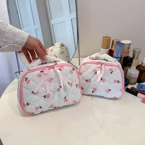 Draagbare Gewatteerde Bloemen Kosmetische Tas Waterdichte Make-up Opbergtas Reizen Toiletartikelen Organizer Handtas voor Vrouwen