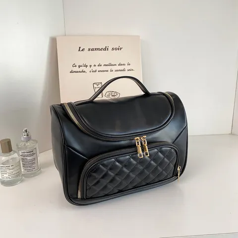 Grote Capaciteit Reistoilettas Draagbare PU Lederen Cosmetische Organizer Gewatteerde Handtas Make-up Pouch Voor Vrouwen