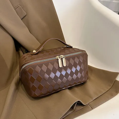 Grote Capaciteit Gewatteerd PU Leer Cosmetische Tas Draagbare Reizen Make-up Pouch Rits Toiletartikelen Organizer Tas Voor Vrouwen