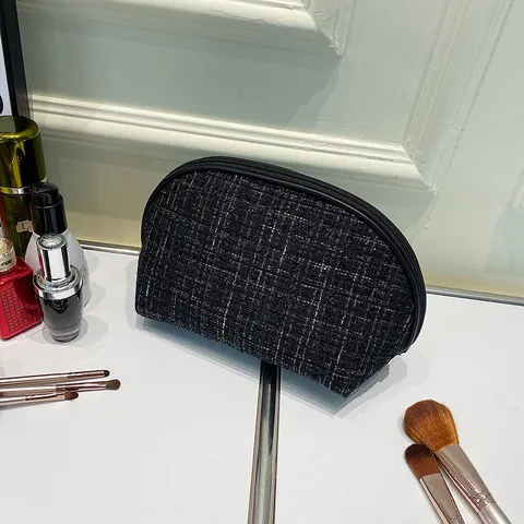Minimalist Tweed Cosmetic Bag Portable Semi-Circular Makeup Pouch Travel Toiletry Storage Bag For Women