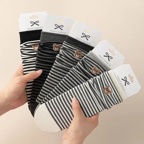 Estilo Preppy A Rayas Lindo Dibujo Animado Oso Bordado Calcetines De Media Caña Mujer Otoño Invierno Cálido Algodón Calcetines Slouch