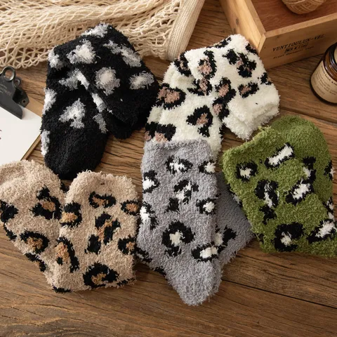 Thickened Coral Fleece Mid Tube Socks Cute Animal Spot Print Fluffy Warm Floor Sleep Socks For Women