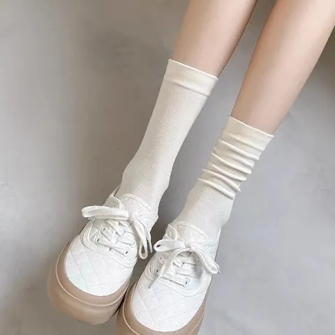 Womens Casual Solid Color Combed Cotton Crew Socks Japanese Style Basic Soft Breathable Daily Hosiery