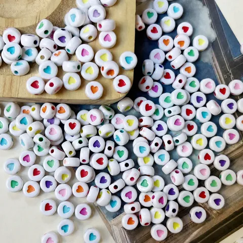 Cuentas Sueltas Acrílicas de Corazón Colorido Redondas Planas Abalorios de Letras Para Fabricación de Joyas DIY Accesorios de Pulsera