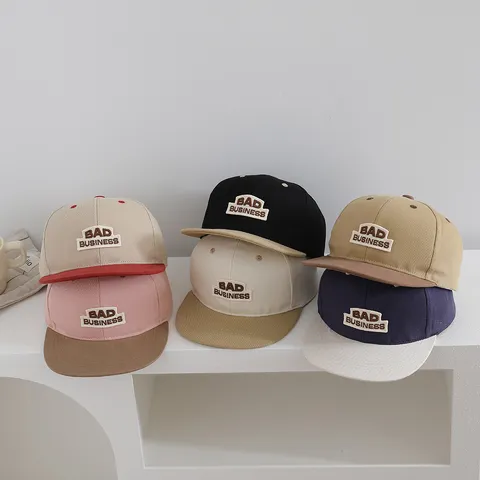 Gorra de Béisbol para Niños Algodón Lavado Color de Contraste Ala Plana Bordado de Letras Sombrero para Niños Niñas Protección Solar al Aire Libre