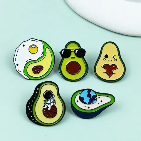 Broche Avocat Lunettes de Soleil Dessin Animé Mignon Émail Alliage de Zinc Badge Fruit Épingle de Revers Vêtements Sac à Dos Bijou Cadeau