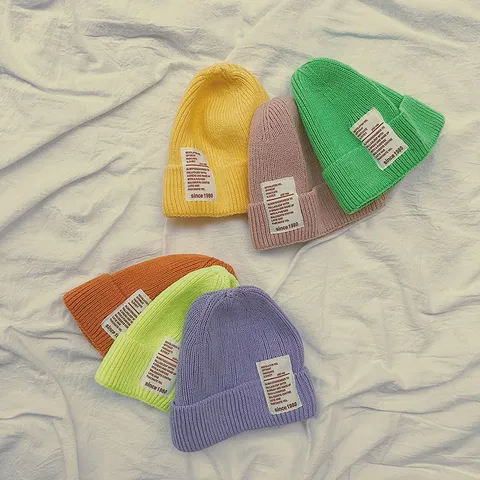 Kinder Warme Strickmütze Kinder Einfarbig Lässig Beanie Winter Winddicht Süße Buchstaben Etikett Totenkopf Kappe Für Jungen Und Mädchen