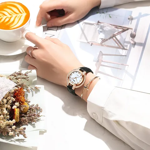 Womens Quartz Watch Rhinestone Inlaid Waterproof Wristwatch Genuine Leather Strap Fashion Casual Analog Watch