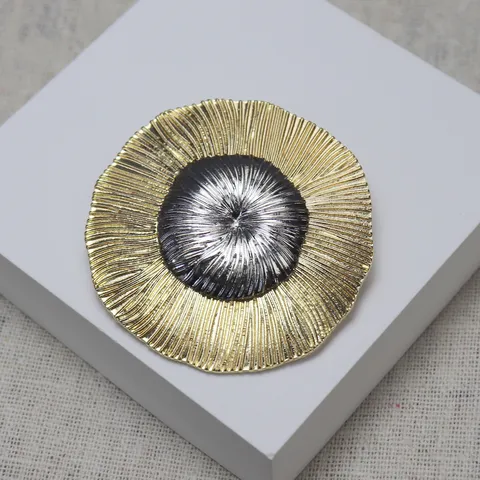 Vintage Blumen Brosche Pin Retro Metal Sonnenblumen Anzug Mantel Kleid Zubehör Schmuck Geschenke Für Damen