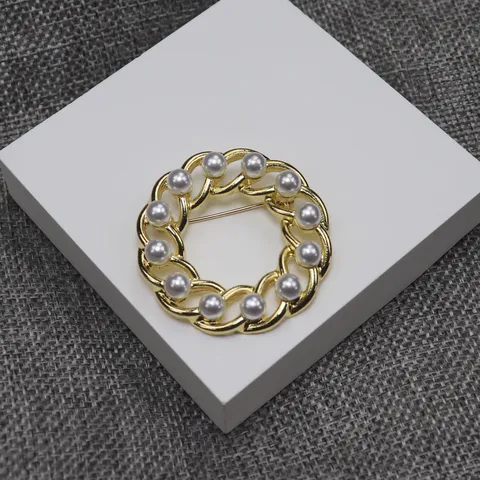 Vintage Creux Chaîne Anneau Perle Artificielle Broche Et S925 Argent Aiguille Boucles d'Oreilles Set Or Alliage Bijoux de Mode