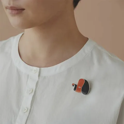 Designer Japonais Créatif Animal Chiot Alliage Émail Huile Goutte Broche Mode Vêtements Accessoires Bijoux