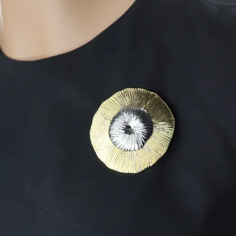 Vintage Blumen Brosche Pin Retro Metal Sonnenblumen Anzug Mantel Kleid Zubehör Schmuck Geschenke Für Damen