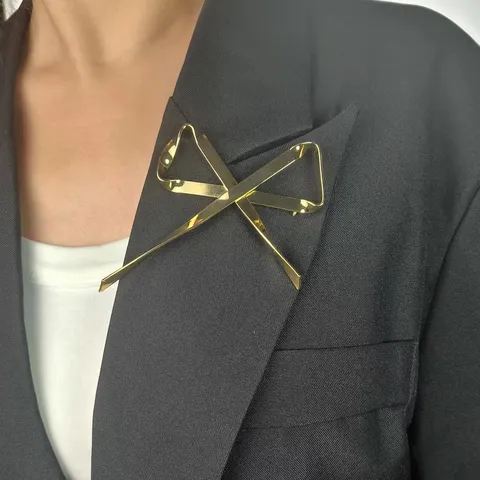 Broche Nœud en Alliage Minimaliste Élégante Douce Épingle Ruban Électroplaqué Accessoires de Mode Bijoux Cadeau Pour Femmes